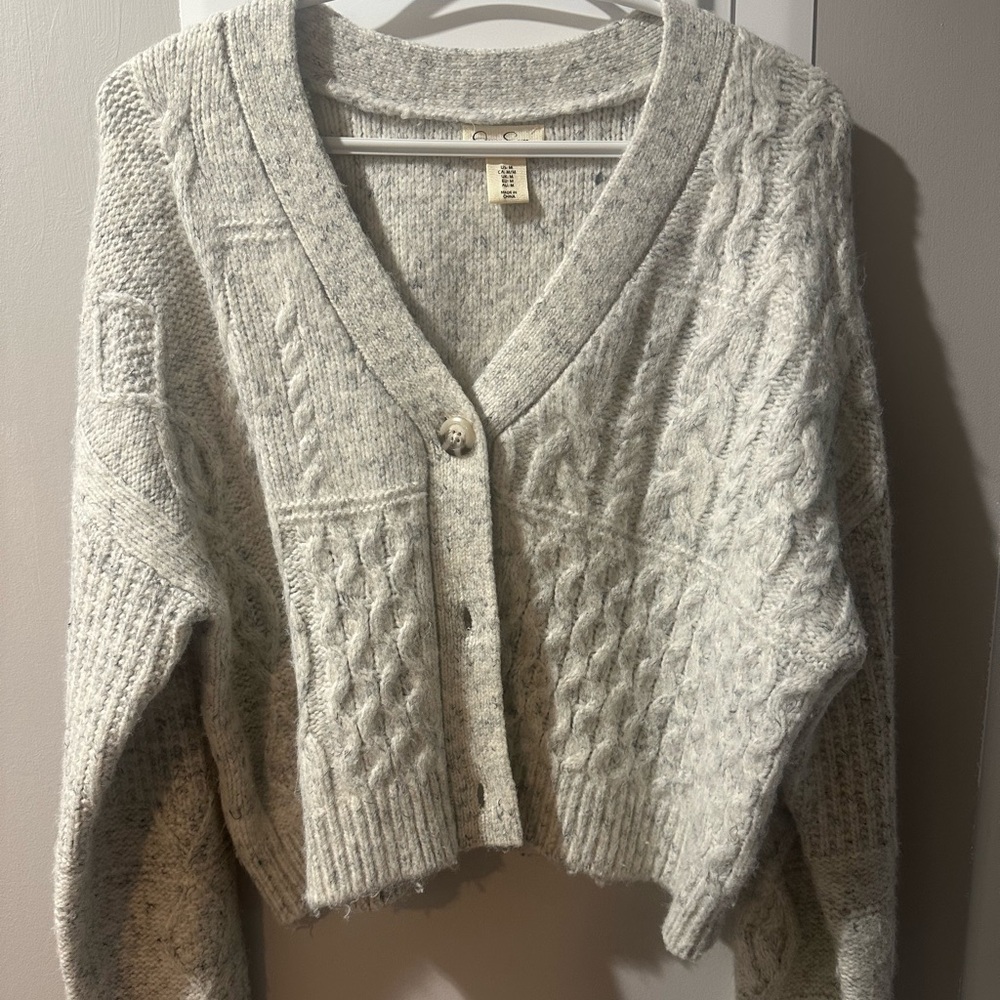 Women’s Knit Cardigan